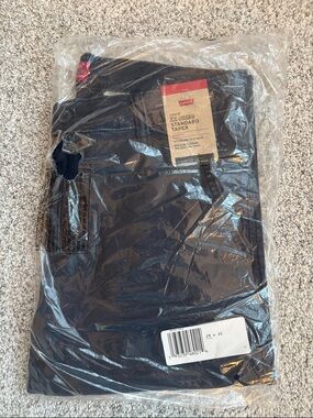 Levi's Men's Standard Taper Jeans in Navy Blue